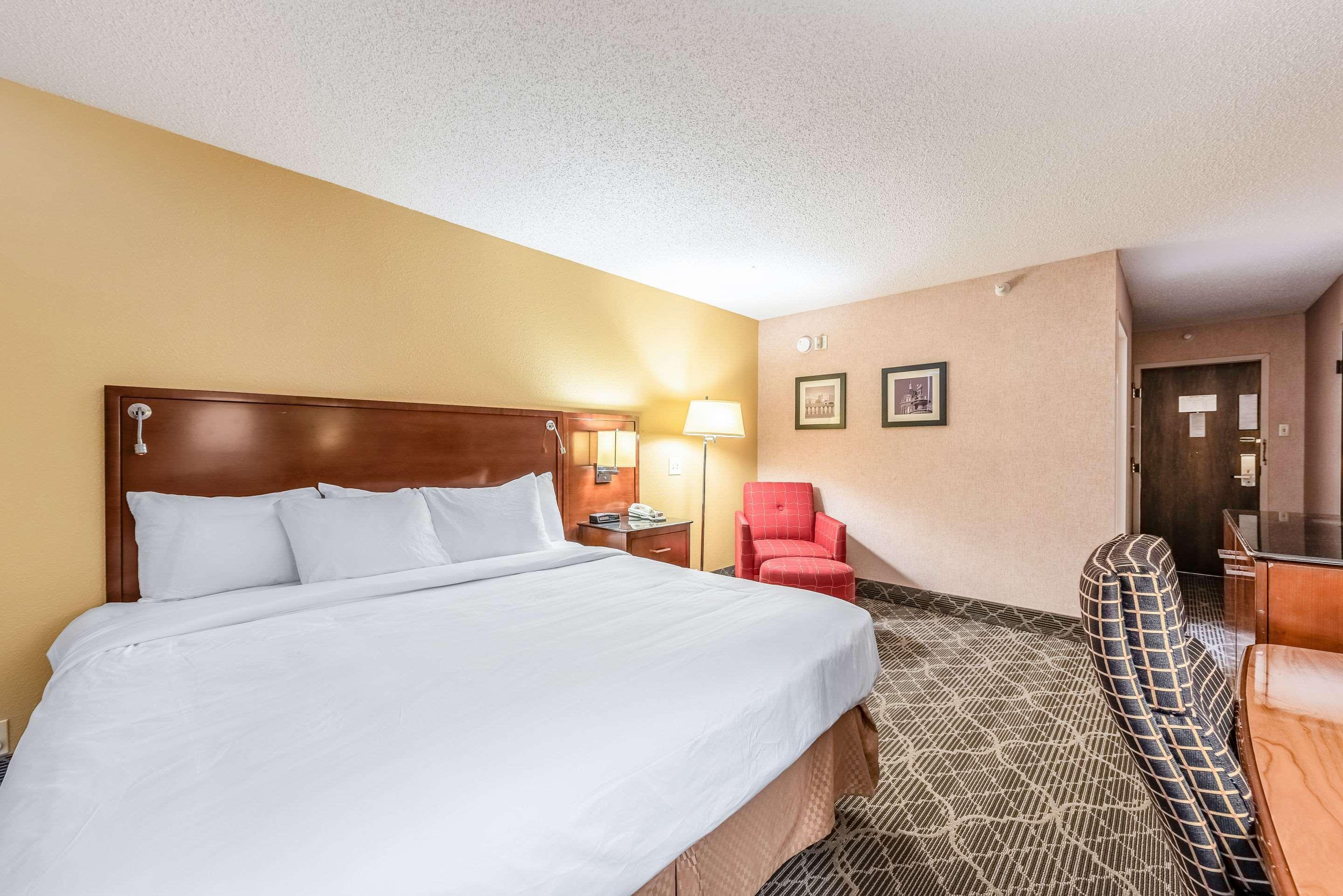 Quality & Hotel Brainerd